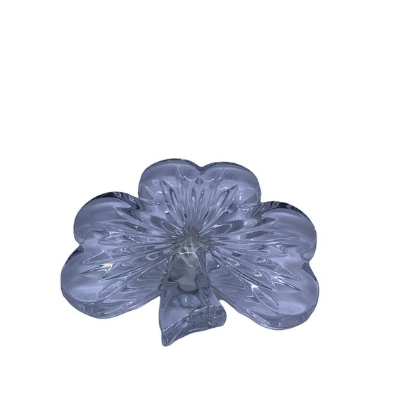 Waterford Crystal Lucky Shamrock Clear Collectible Hand Cooler Paperweight - Picture 3 of 10